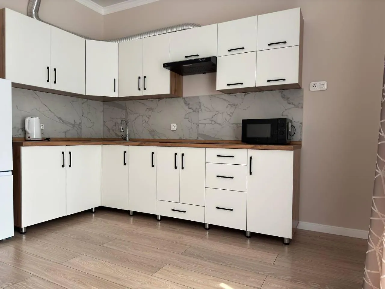 Business 4You, A Residential Complex Near Mega Center Almaty Apartment